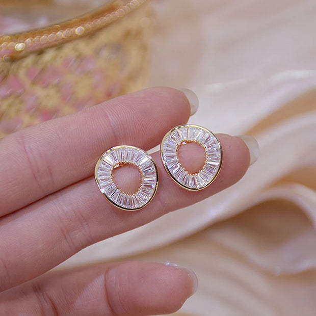 Rose Gold Geometric Zircon Earrings – Elegant Studs for Women